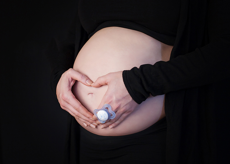 Fotograf-Babybauch-Fotoshooting-Bildwerk-Bayern-Bellyshooting